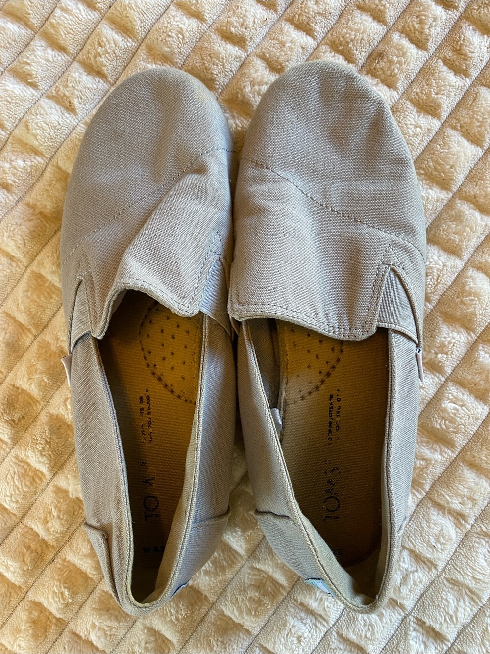 Toms Women's Slip-On Flats in Light Gray Canvas